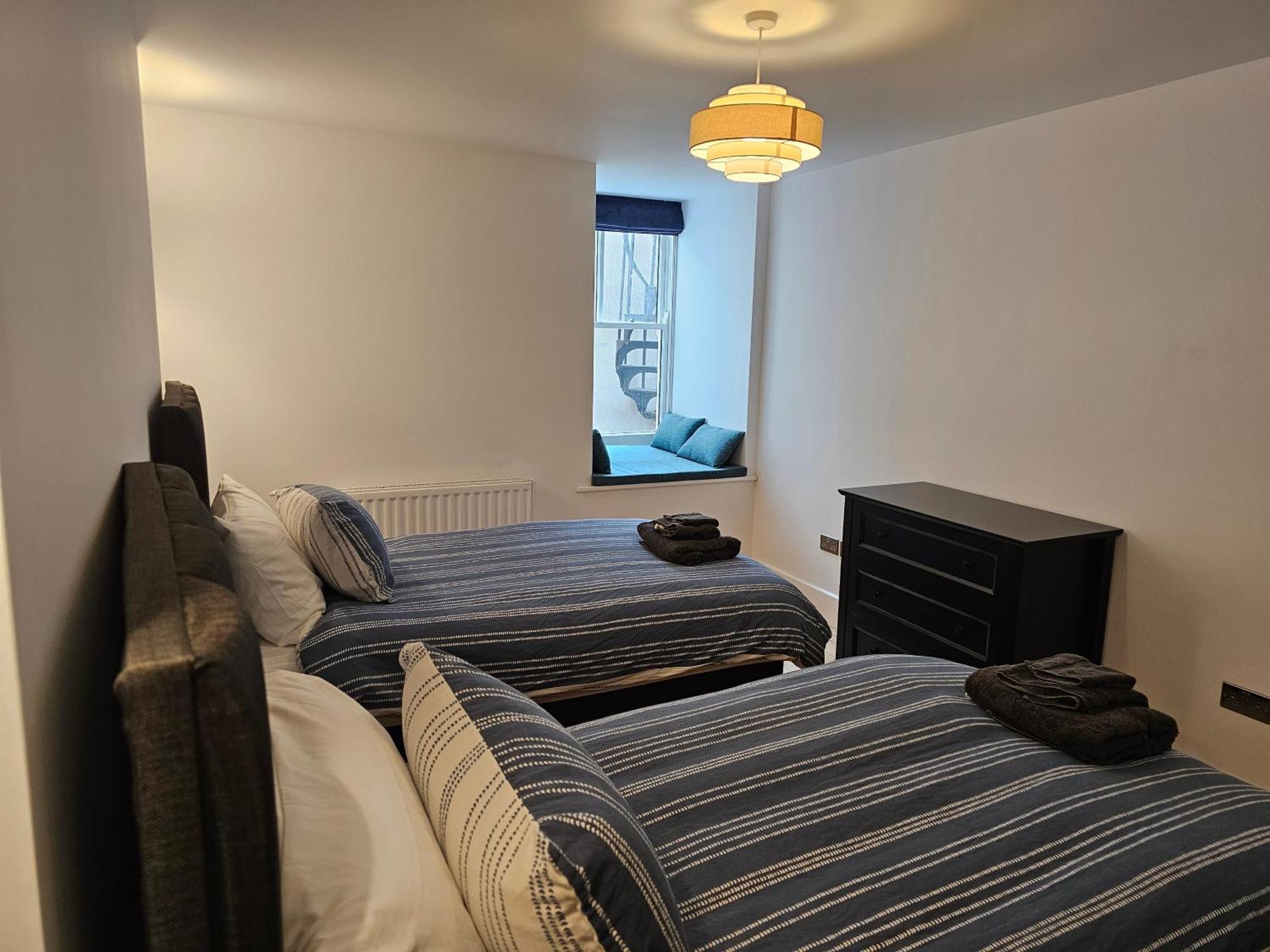Spacious Modern 2-Bed Parking & Wi-Fi & 65"Oled Bristol Exterior foto